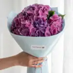 دسته گل هورتانسیا کد 2044