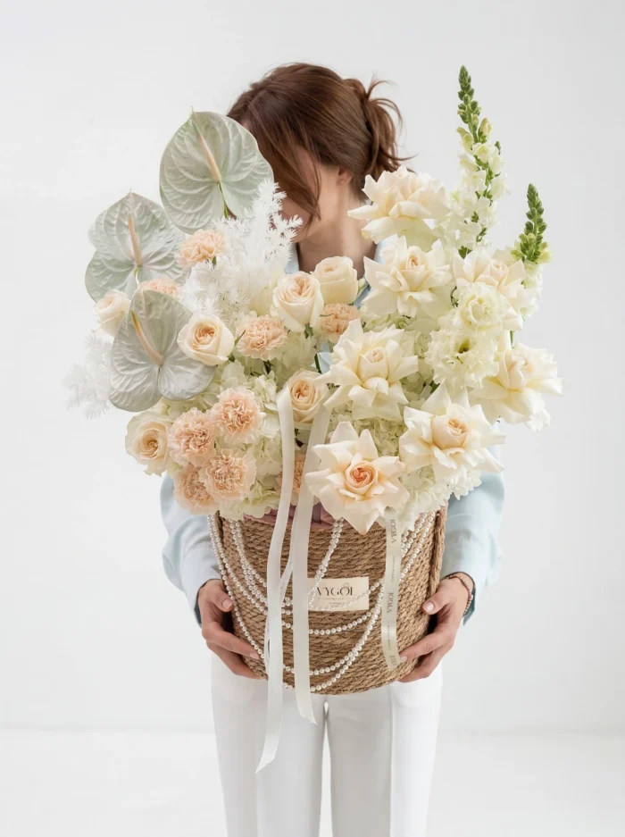 سبد گل luxury angel کد 9028 - Image 1